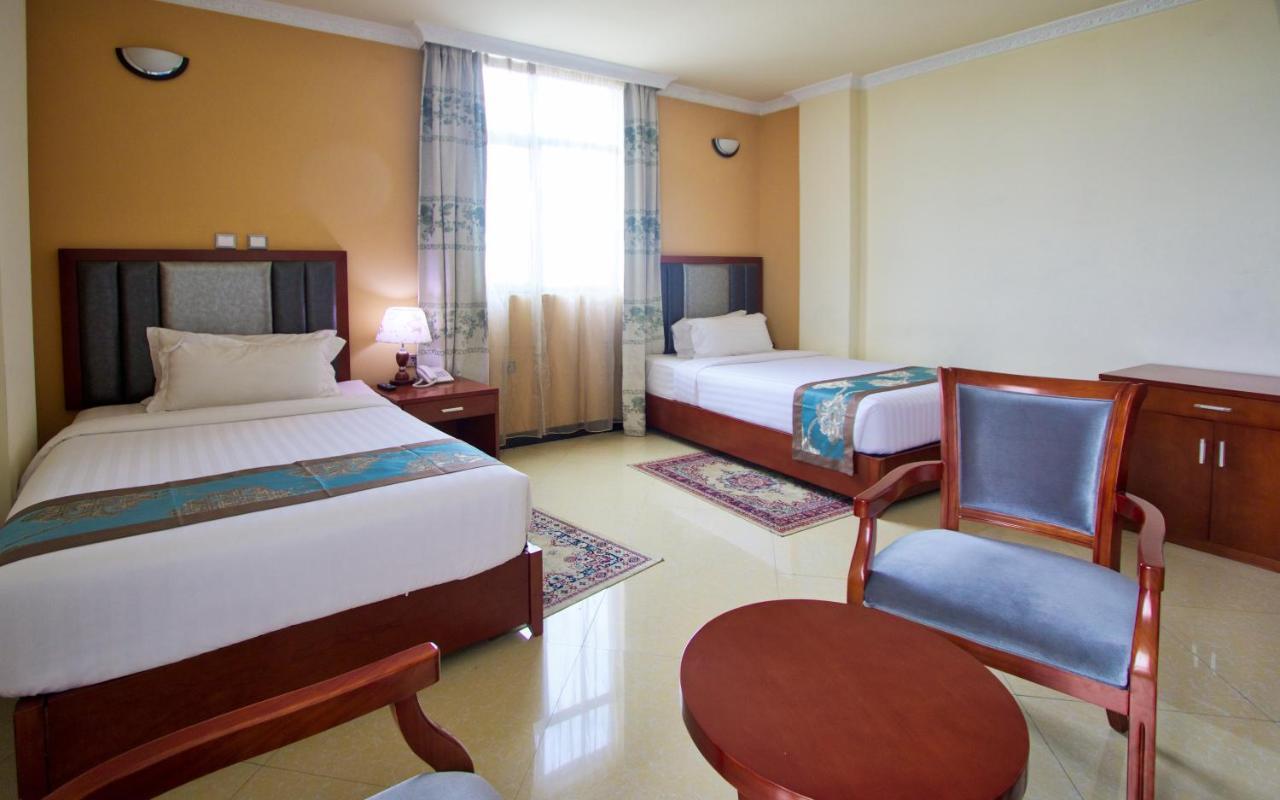 Hera Addis Hotel Exterior foto